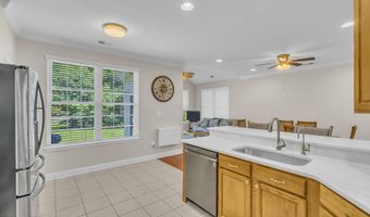 40 Bunker Hill Dr, Allentown, NJ 08501