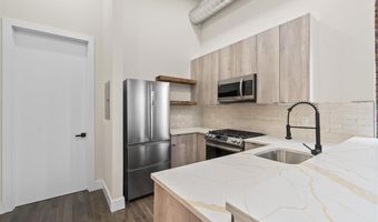 21 W 20TH St 205, Bayonne, NJ 07002