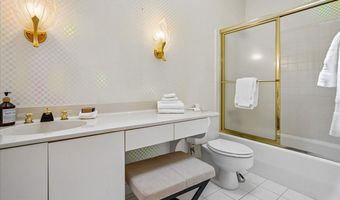 9100 ALDERSHOT Dr, Bethesda, MD 20817