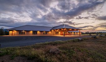 10771 E Langell Valley Rd, Bonanza, OR 97623
