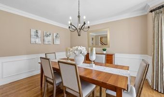 22 Elizabeth Way, Bedford, NH 03110