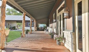 1523 Meadow Gln, Adkins, TX 78101