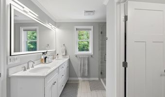 1 Cassidy Trl, Coventry, RI 02816