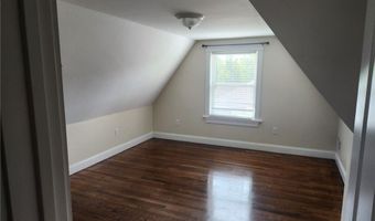 219 Metacom Ave 1A, Bristol, RI 02809