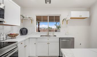 2484 Park Ridge Ave, Bullhead City, AZ 86429