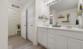 48 Farragut Ave, Barnegat, NJ 08005