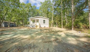103 Bush Dr, Bonneau, SC 29431