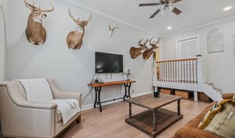 100 HUMMINGBIRD Cir, Alabaster, AL 35007