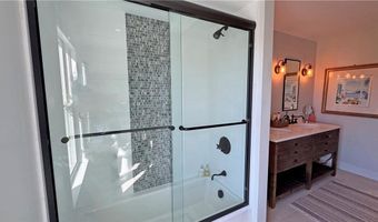 1508 Dorry's Cove Rd, Block Island, RI 02807
