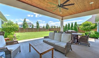4301 S 86th St, Bentonville, AR 72713