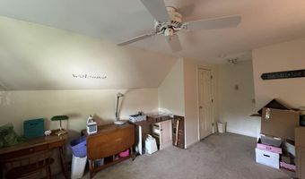 80 Baldwin Dr, Bangor, ME 04401