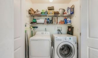 221 Sussex Ave, Andover, NJ 07860