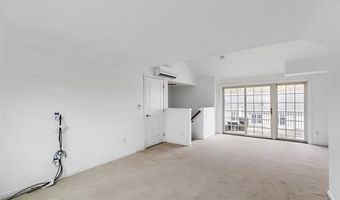 2769 Ashcombe Dr, Ann Arbor, MI 48105