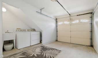 1607 Makiki St B, Honolulu, HI 96822