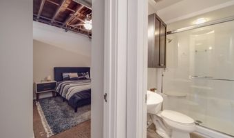 3572 Artists Way, Charlotte, NC 28205