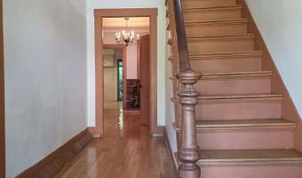 65 Cedar St, Brattleboro, VT 05301