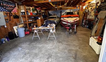 97818 HANSCAM Ln, Brookings, OR 97415