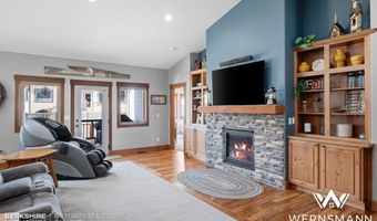 5233 Henning Loop, Casper, WY 82609
