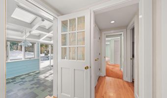 79 Bayberry Ln, Barnstable, MA 02630