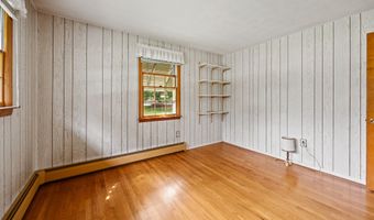 233 Mountain Rd, Cheshire, CT 06410