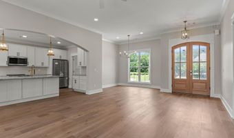 205 Bentbrook Dr, Albertville, AL 35950