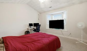 15 Saw Mill Dr 306, North Kingstown, RI 02852