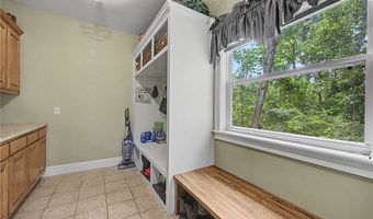 219 Ridgefield St, Bentonville, AR 72712