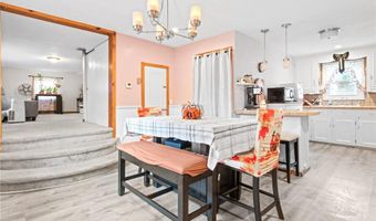 57 Twin Lakes Ave, Coventry, RI 02816