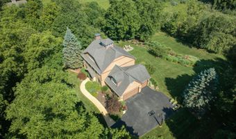 6505 Old Darby Trl NE, Ada, MI 49301