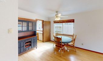 570 VELOPA Ct, Brookings, OR 97415