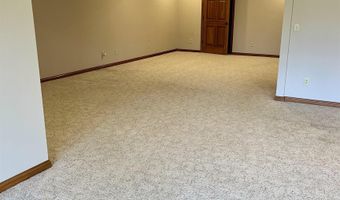 3563 Franklin Dr, Auburn, IN 46706
