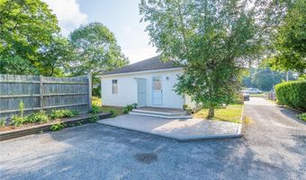 137 Kingstown Rd, Narragansett, RI 02882