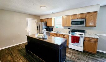1104 Compton Ave, Albertville, AL 35950