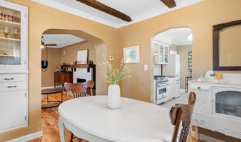 1019 Ash St, Alexandria, MN 56308