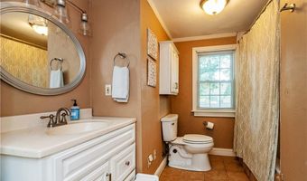185 Brookhaven Rd, North Kingstown, RI 02852