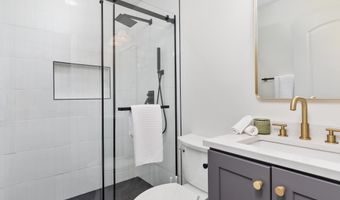 139 LAURA Ct, Basye, VA 22810