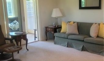 318 Corey Ln 318, Middletown, RI 02842