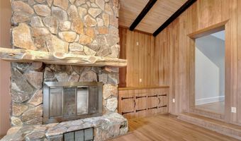 2332 Arnold Dr, Charlotte, NC 28205