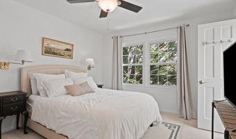 811 GIBBON St, Alexandria, VA 22314