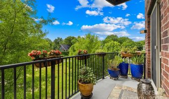 2338 Yadkin Ave D302, Charlotte, NC 28205