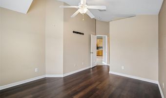 7723 BRISTOL PARK Dr, Apollo Beach, FL 33572