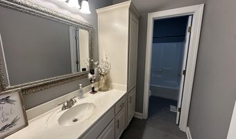 1969 Autumn Creek Dr, Arab, AL 35016