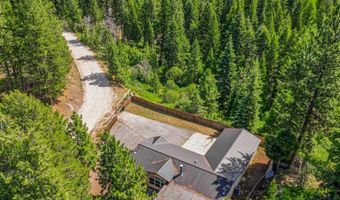 1649 Crown Point Pkwy, Cascade, ID 83611