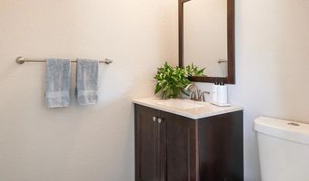 701 Fino Gln, Escondido, CA 92025