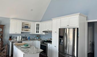 250 Butler Blvd, Bayville, NJ 08721