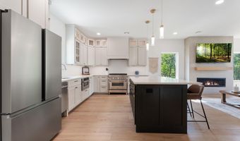 56090 E 271 Rd Unit B, Monkey Island, OK 74331