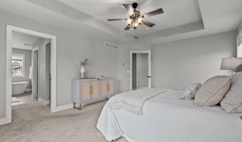 5644 N SUMMERLAND Dr, Appleton, WI 54913