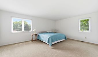 736 LETITIA Dr, Hockessin, DE 19707