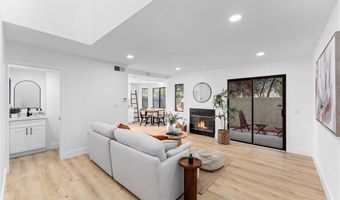 1262 E La Palma Ave A, Anaheim, CA 92805