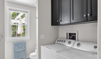 1486 Washington St, Bath, ME 04530